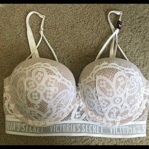 Victoria’s Secret bra